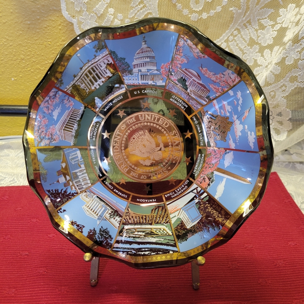 Vtg 70's Fluted Ashtray President Seal Monuments